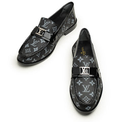 Signature Pattern Buckle Loafers