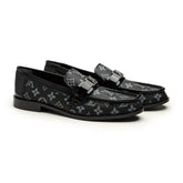 Signature Pattern Buckle Loafers
