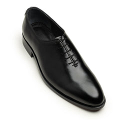 Classic Black Leather Lace-Up Shoes